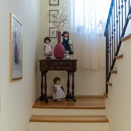 House Radmila 別荘 Kaštelir