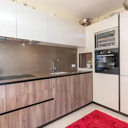 House Radmila