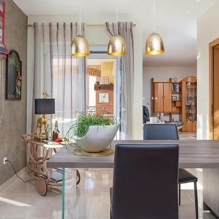 House Radmila Kaštelir